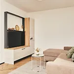 Homebound - Contactless Check-in Appart hôtel