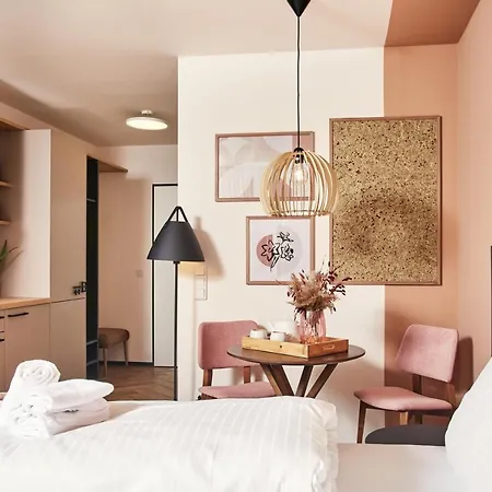 Homebound - Contactless Check-in Lägenhetshotell Bad Goisern