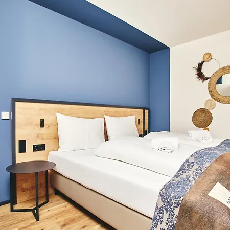 Homebound - Contactless Check-in Aparthotel *