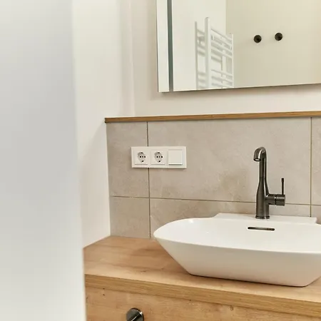 Aparthotel Homebound - Contactless Check-in