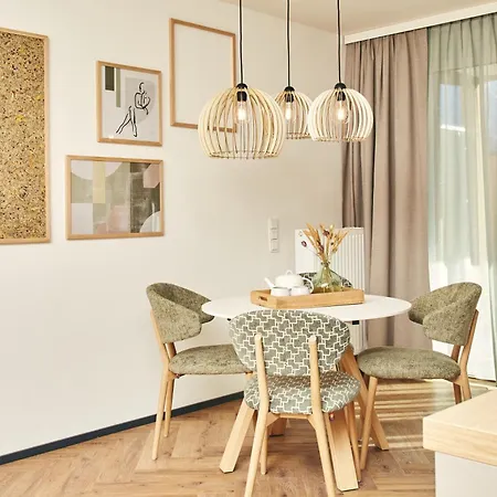 Homebound - Contactless Check-in