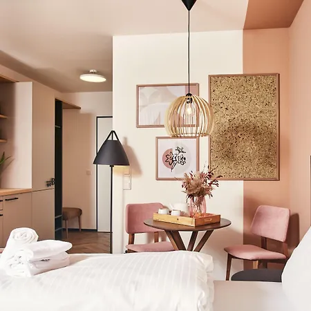 Homebound - Contactless Check-in Aparthotel 4*